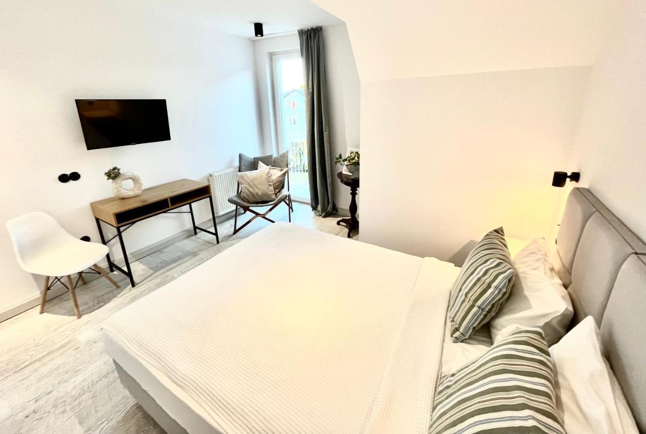 Bed and Breakfast Pod Roza Leba Exterior foto
